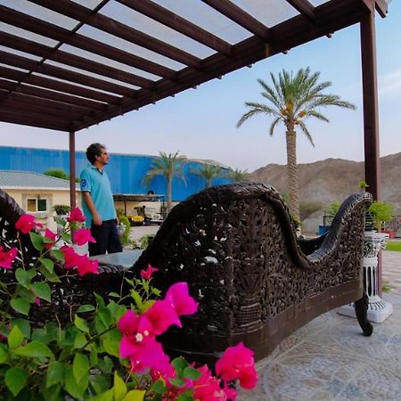 Mountain House Bed & Breakfast Fujairah Luaran gambar