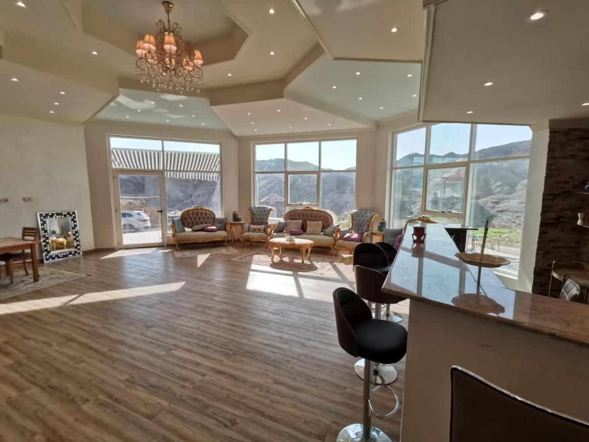 Mountain House Bed & Breakfast Fujairah Luaran gambar